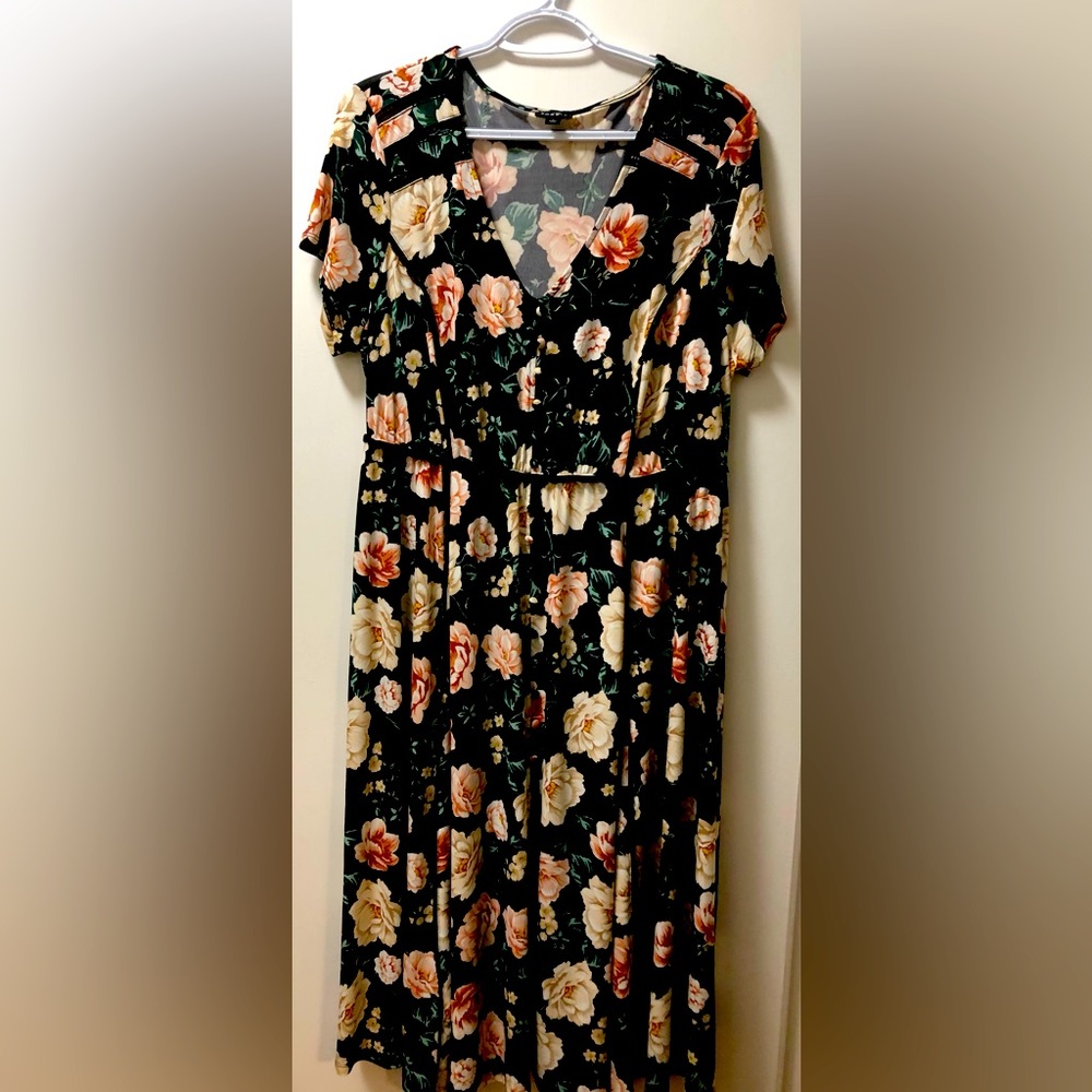 Torrid Floral MIDI Dress